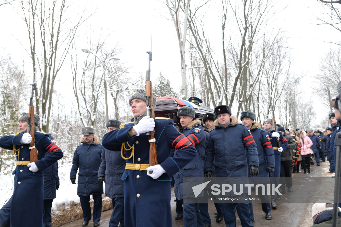 Paying last respects to Major Roman Filipov in Voronezh