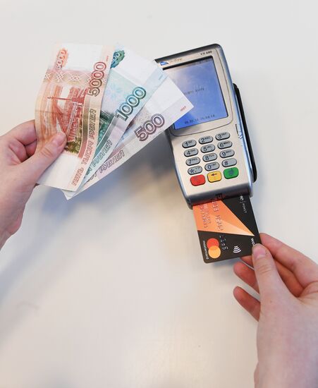 Cashless payments