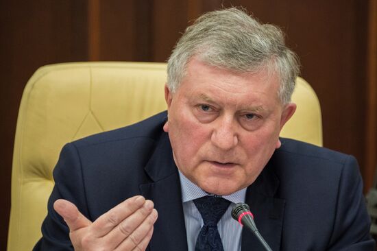 Head of Republic of Crimea Sergei Aksyonov meets with German delegation
