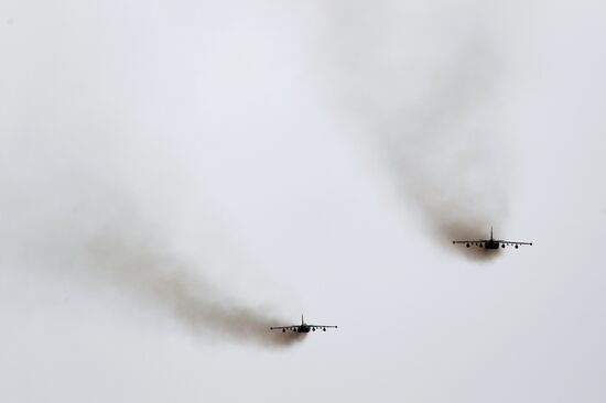 Tactical flight drill of Sukhoi Su-25 assault aircraft in Krasnodar Territory