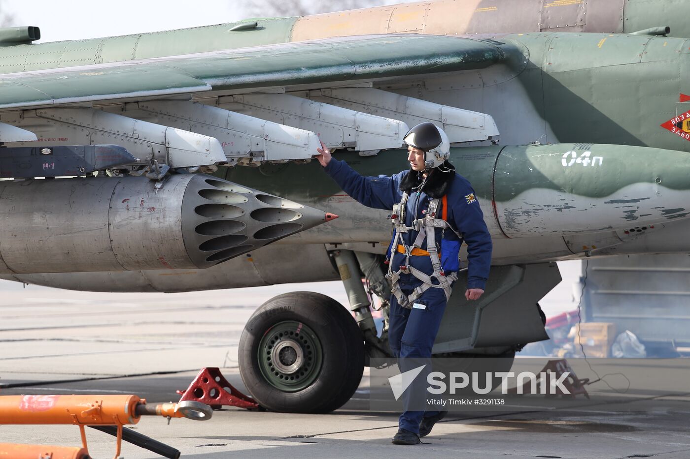 Tactical flight drill of Sukhoi Su-25 assault aircraft in Krasnodar Territory