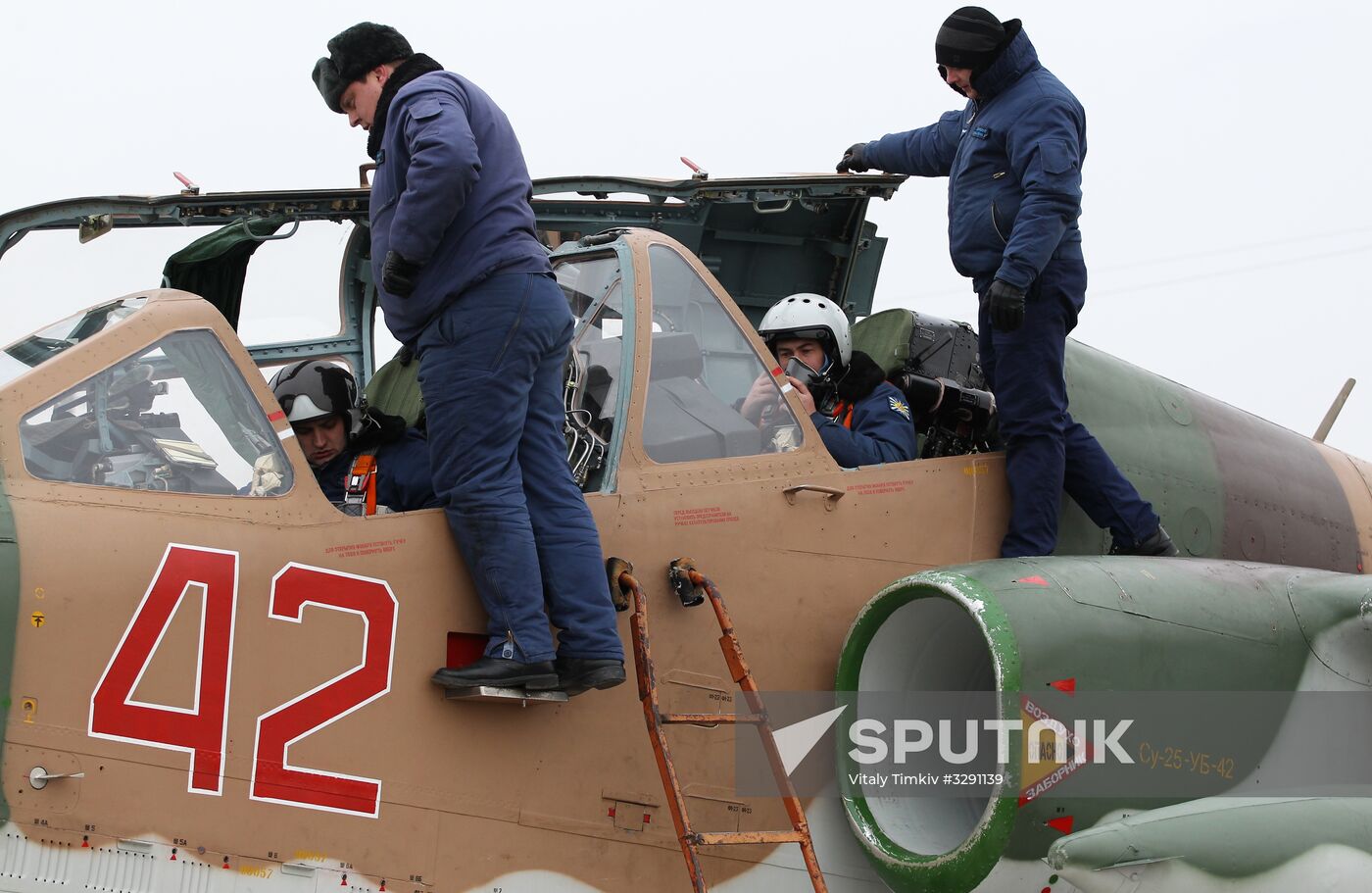 Tactical flight drill of Sukhoi Su-25 assault aircraft in Krasnodar Territory