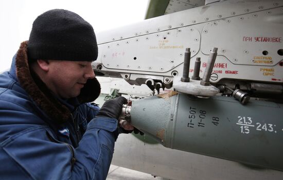 Tactical flight drill of Sukhoi Su-25 assault aircraft in Krasnodar Territory