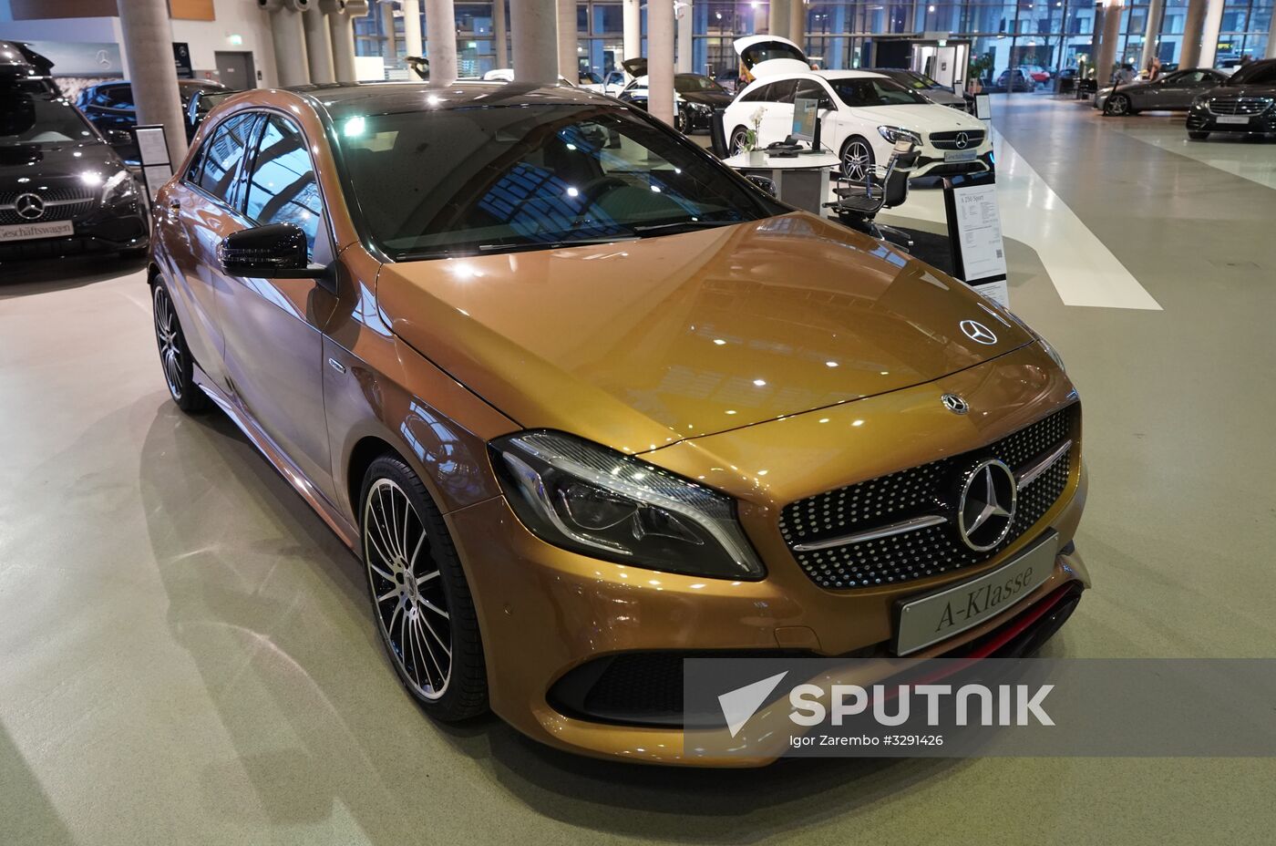 Mercedes-Benz sales office in Berlin