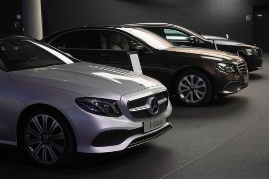 Mercedes-Benz sales office in Berlin