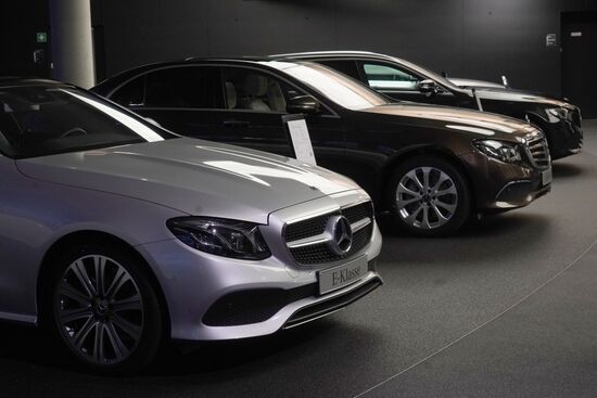 Mercedes-Benz sales office in Berlin