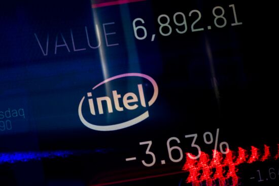 Key US market indices drop