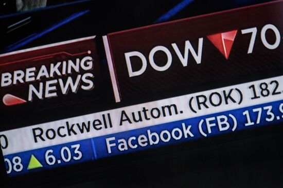 Key US market indices drop