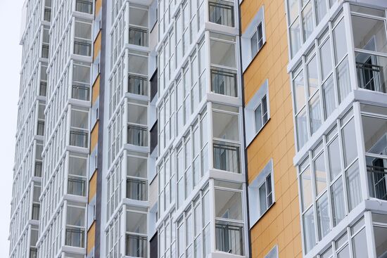 First apartment block built for Moscow's Relocation Program