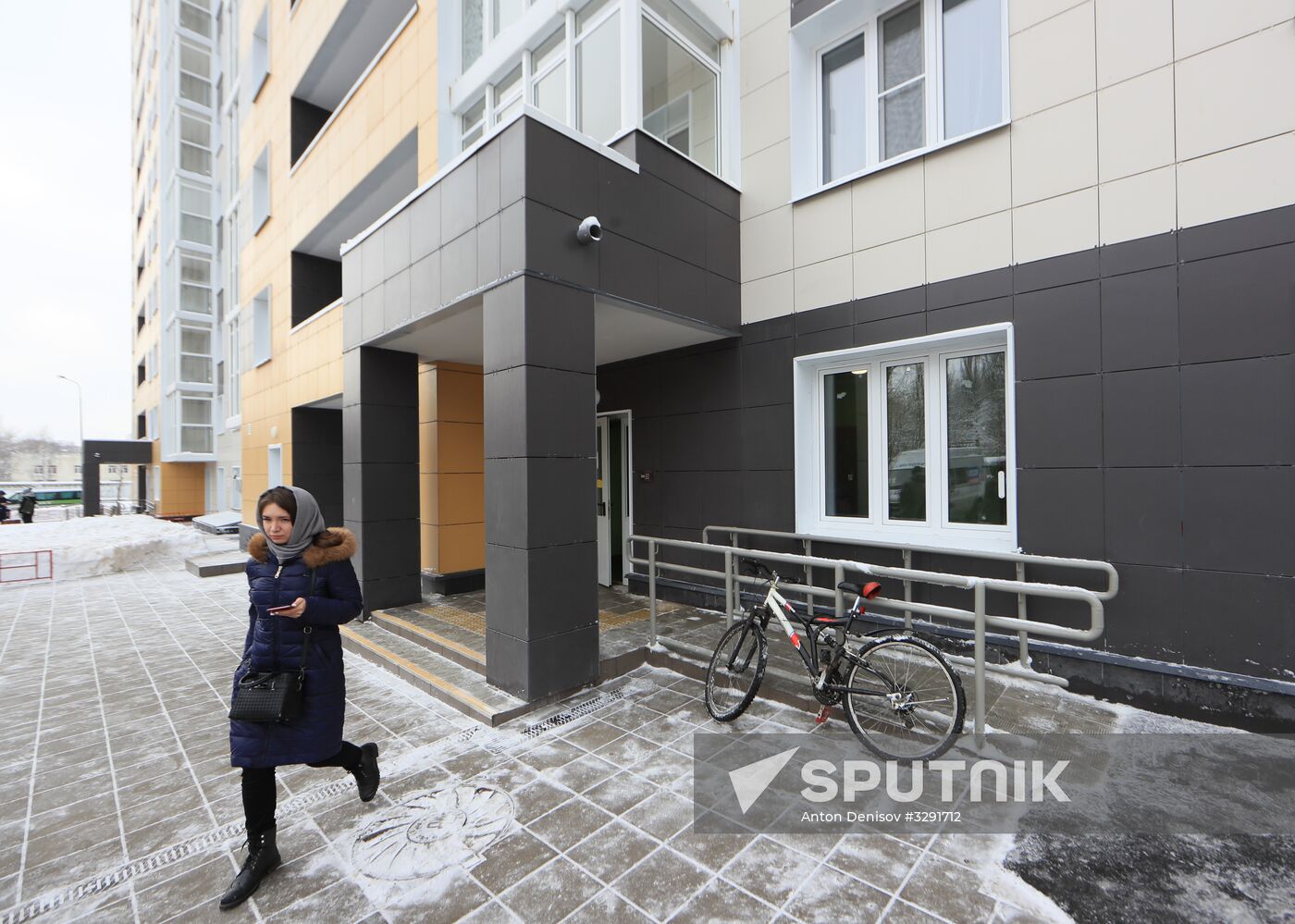 First apartment block built for Moscow's Relocation Program