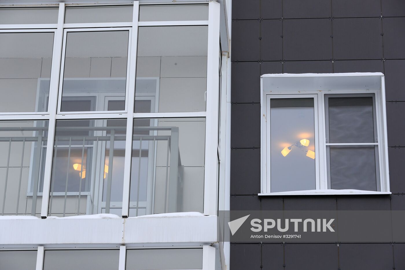 First apartment block built for Moscow's Relocation Program