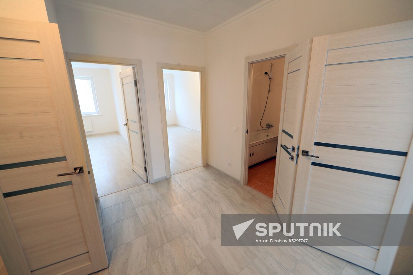 First apartment block built for Moscow's Relocation Program