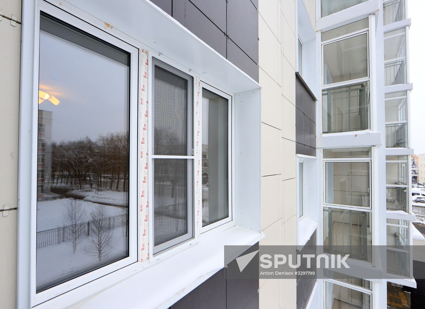 First apartment block built for Moscow's Relocation Program