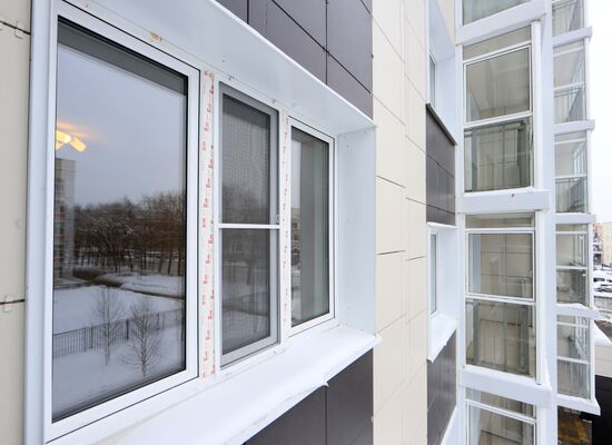First apartment block built for Moscow's Relocation Program