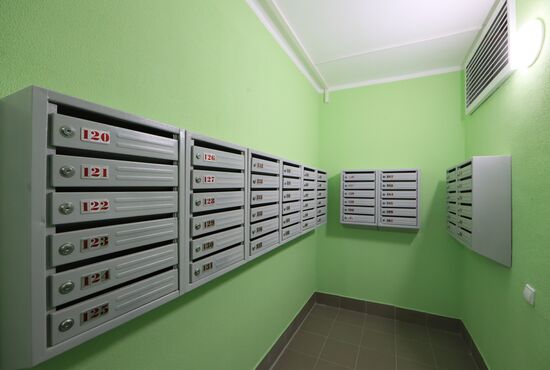 First apartment block built for Moscow's Relocation Program