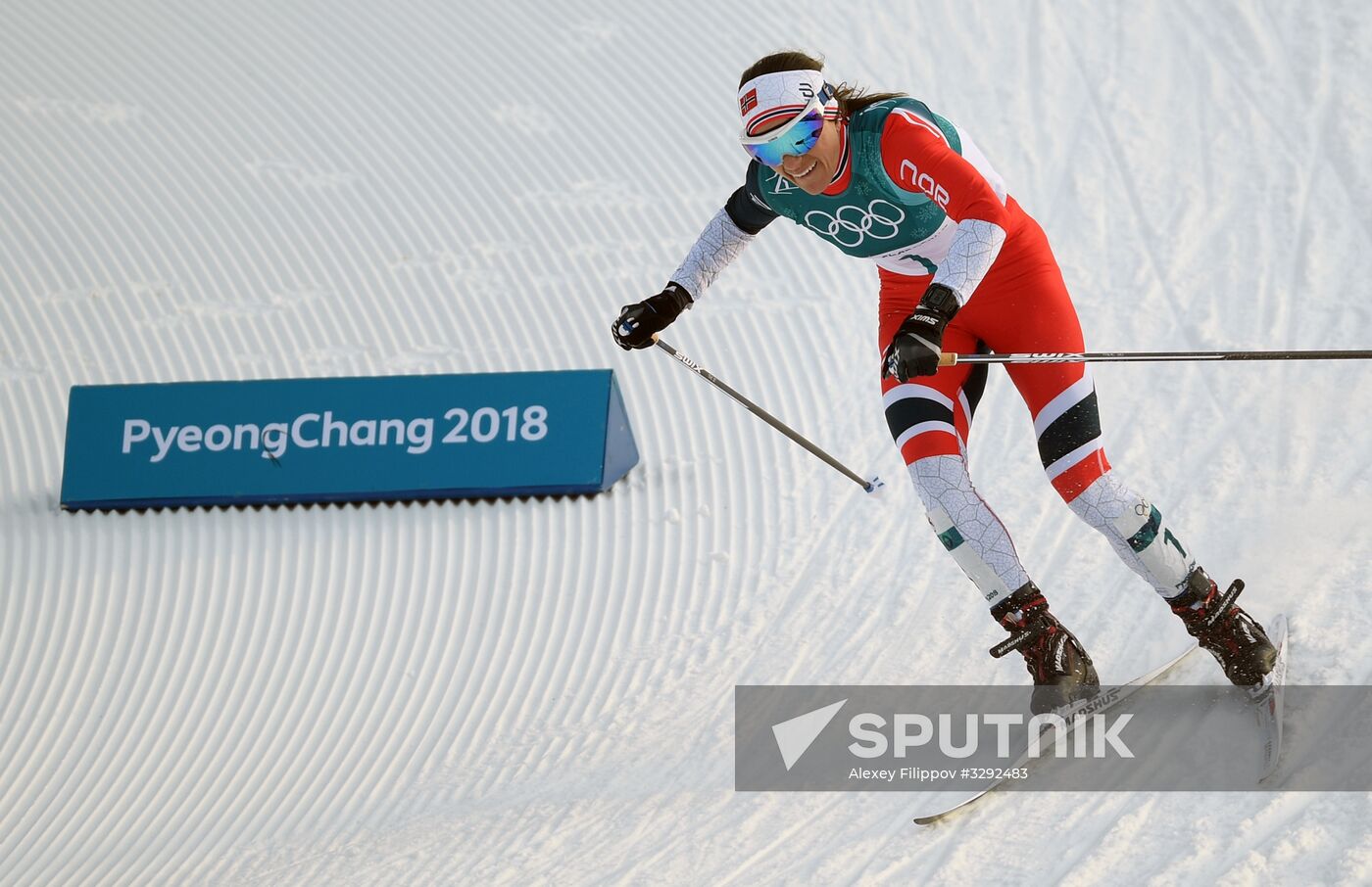 2018 Winter Olympics. Cross-Country Skiing. Women. Skiathlon