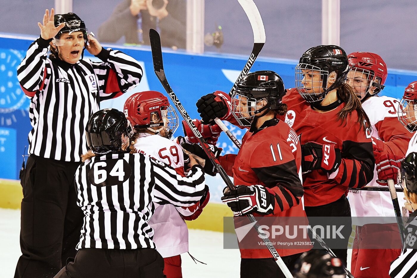 2018 Winter Olympics. Ice Hockey. Women. Canada vs Olympic Athletes from Russia