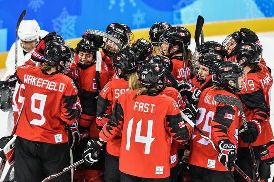 2018 Winter Olympics. Ice hockey. Women. Canada vs. Russia