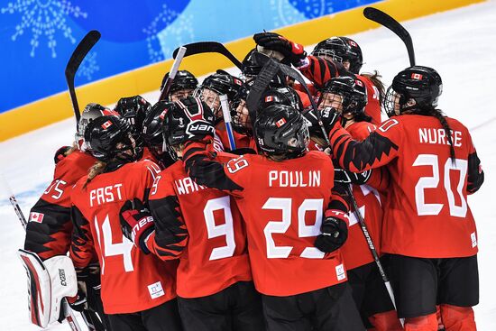2018 Winter Olympics. Ice hockey. Women. Canada vs. Russia