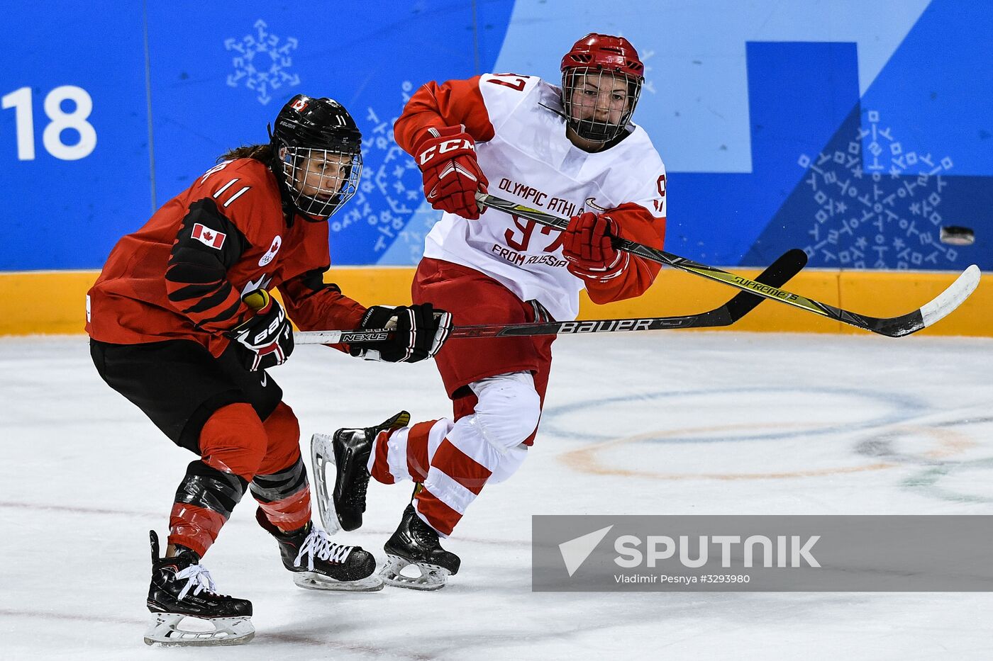 2018 Winter Olympics. Ice hockey. Women. Canada vs. Russia