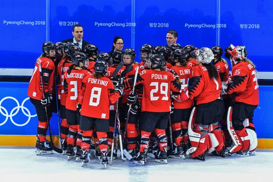 2018 Winter Olympics. Ice hockey. Women. Canada vs. Russia