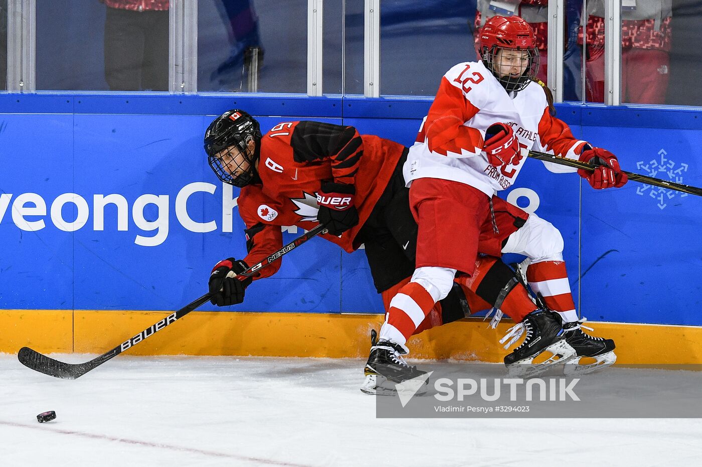 2018 Winter Olympics. Ice hockey. Women. Canada vs. Russia