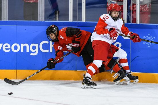 2018 Winter Olympics. Ice hockey. Women. Canada vs. Russia