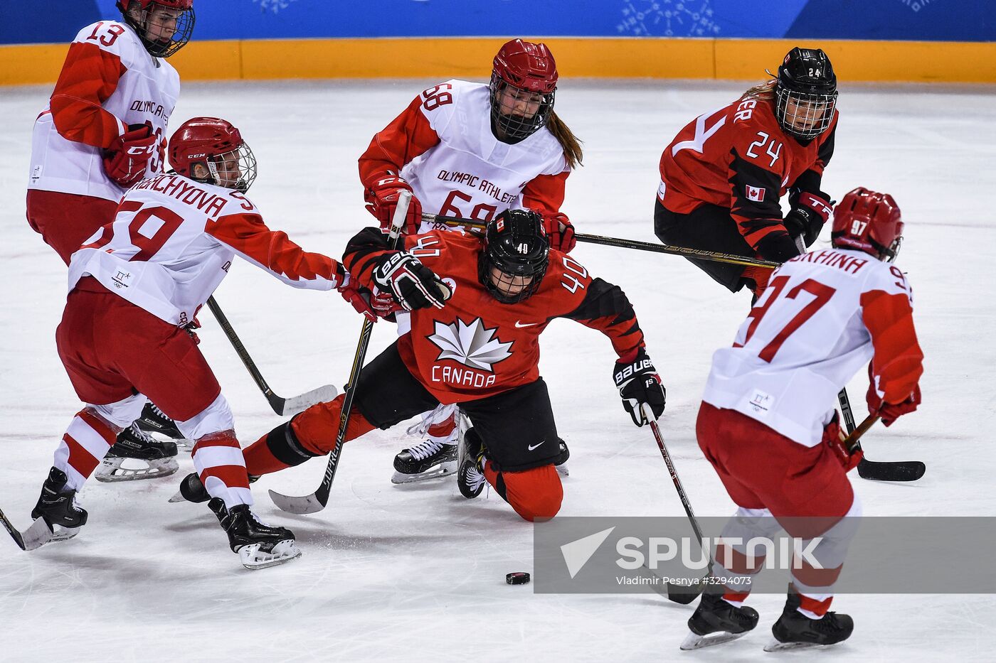 2018 Winter Olympics. Ice hockey. Women. Canada vs. Russia