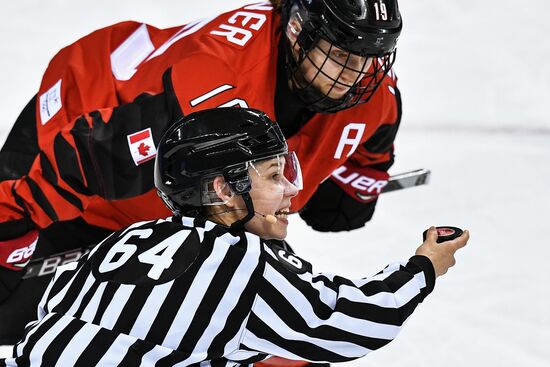 2018 Winter Olympics. Ice hockey. Women. Canada vs. Russia