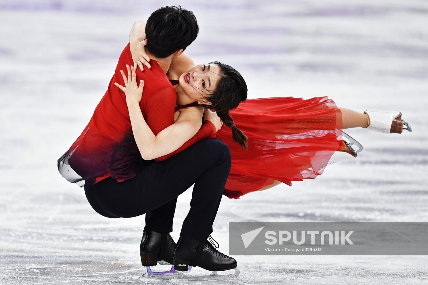 2018 Winter Olympics. Figure skating. Teams. Ice dance. Free skating