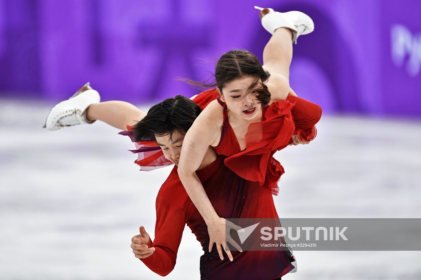 2018 Winter Olympics. Figure skating. Teams. Ice dance. Free skating