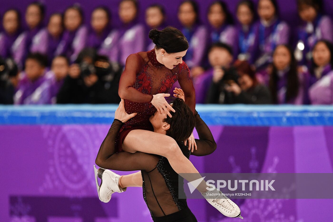 2018 Winter Olympics. Figure skating. Teams. Ice dance. Free skating