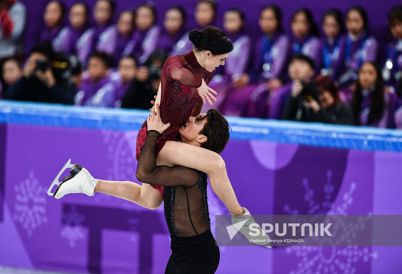 2018 Winter Olympics. Figure skating. Teams. Ice dance. Free skating