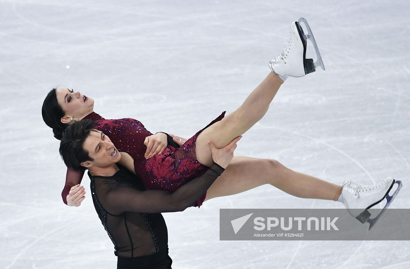 2018 Winter Olympics. Figure skating. Teams. Ice dance. Free skating