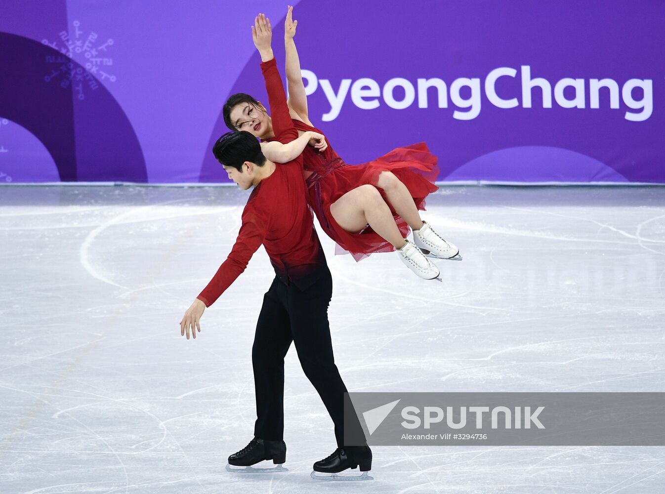 2018 Winter Olympics. Figure Skating. Teams. Dance. Free Program