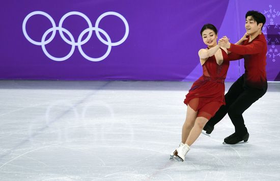 2018 Winter Olympics. Figure skating. Teams. Ice dance. Free skating