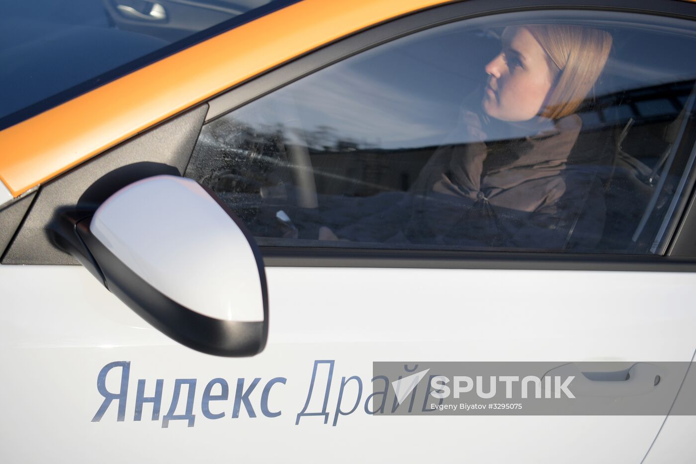 Yandex launches its car sharing service
