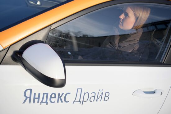 Yandex launches its car sharing service