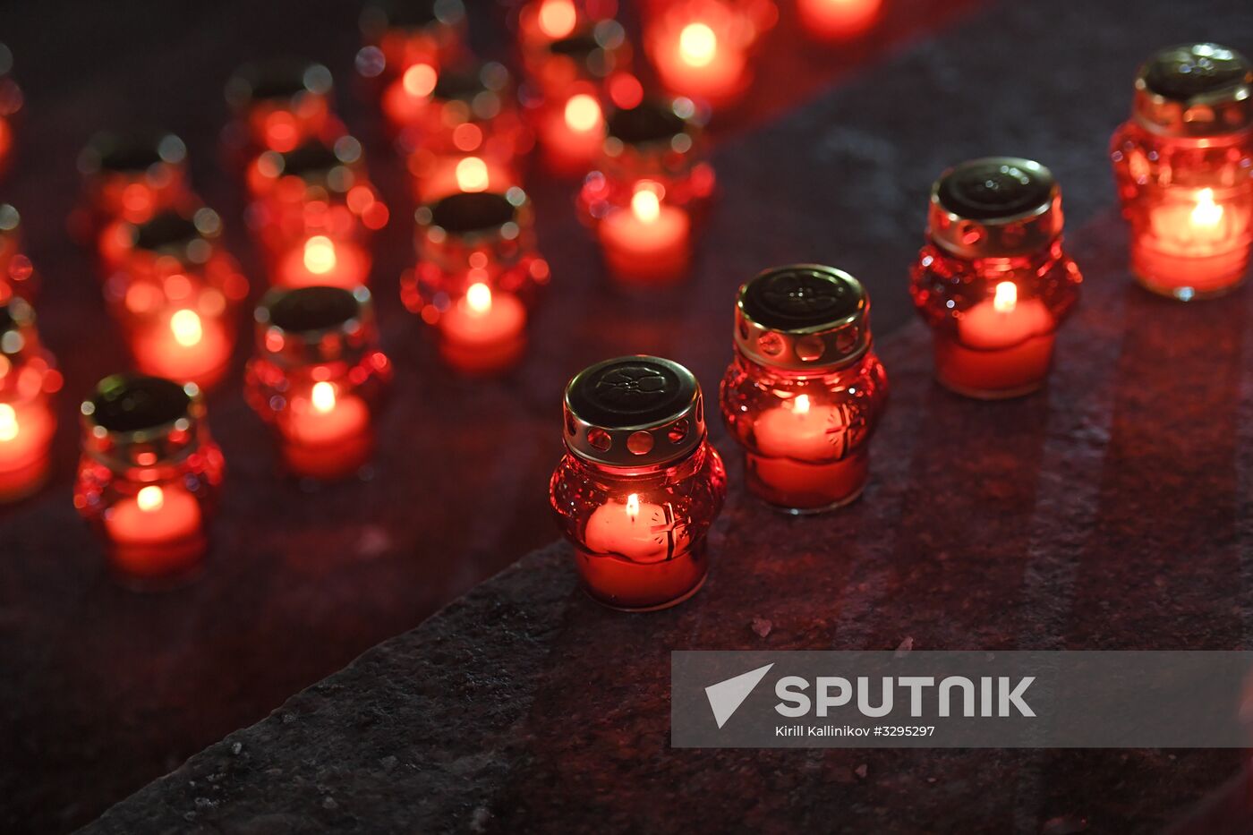 Vigil in memory of air crash victims in Moscow Region