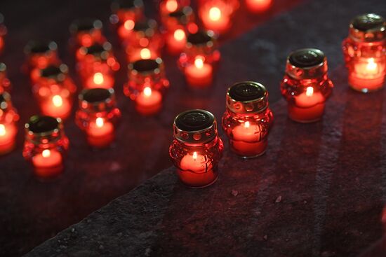 Vigil in memory of air crash victims in Moscow Region