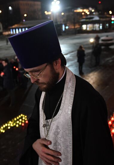 Vigil in memory of air crash victims in Moscow Region