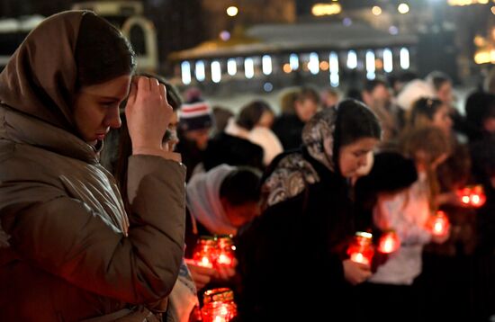 Vigil in memory of air crash victims in Moscow Region