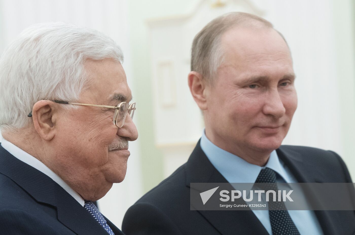 President Vladimir Putin meets with Palestinian President Mahmoud Abbas