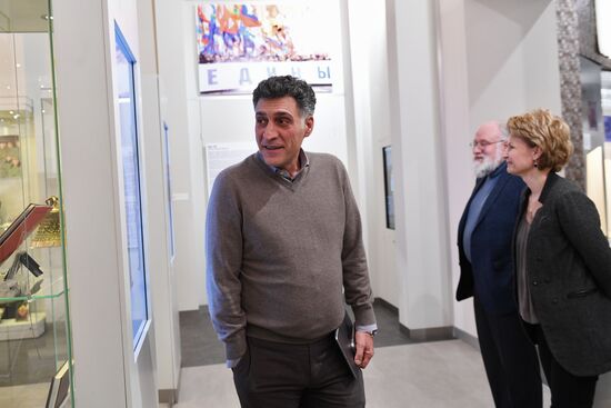 Anniversary Pioneer Readings