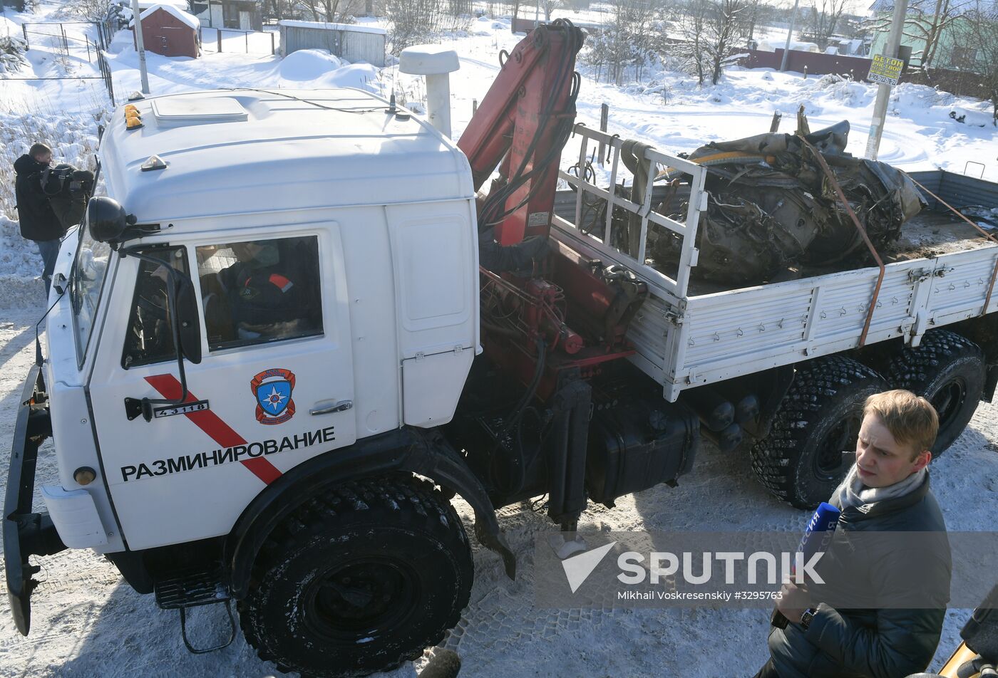 Rescue teams finish searching An-148 crash site in Moscow Region