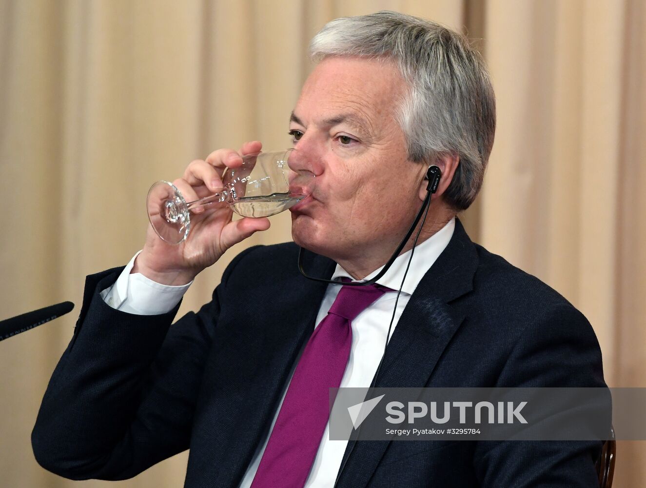 Russian Foreign Minister Sergei Lavrov meets with Belgian Foreign Minister Didier Reynders