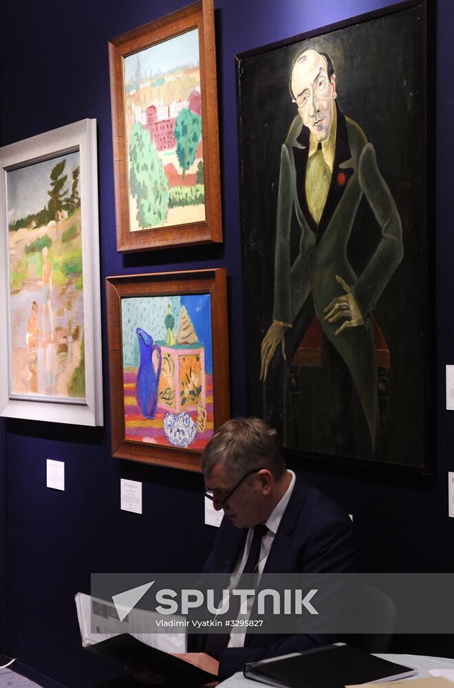 Moscow hosts Russian Art & Antique Fair exhibition