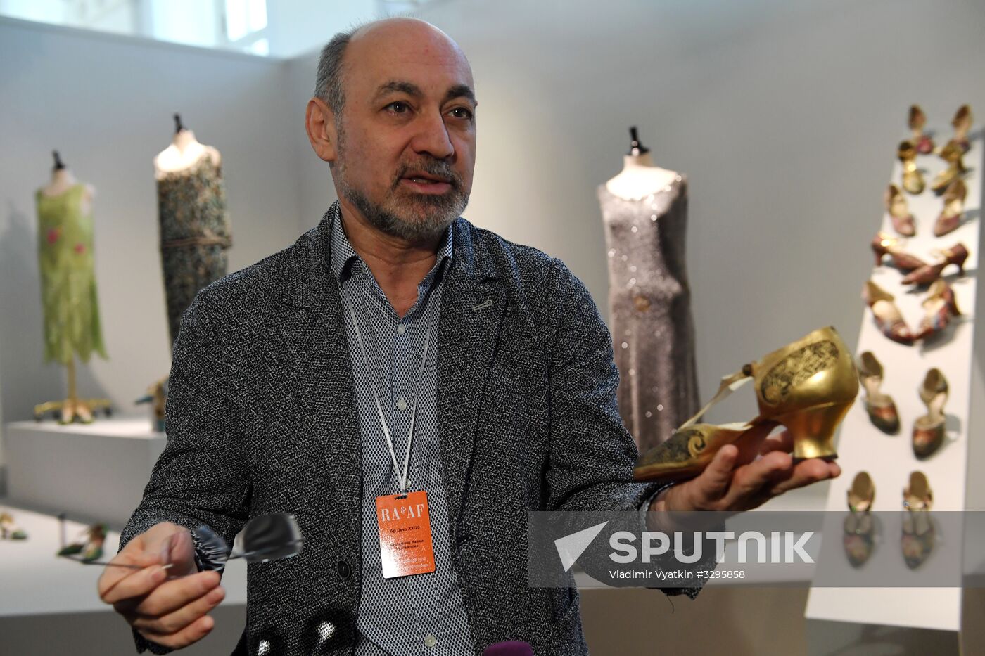 Moscow hosts Russian Art & Antique Fair exhibition