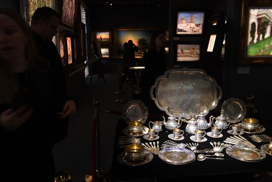 Moscow hosts Russian Art & Antique Fair exhibition