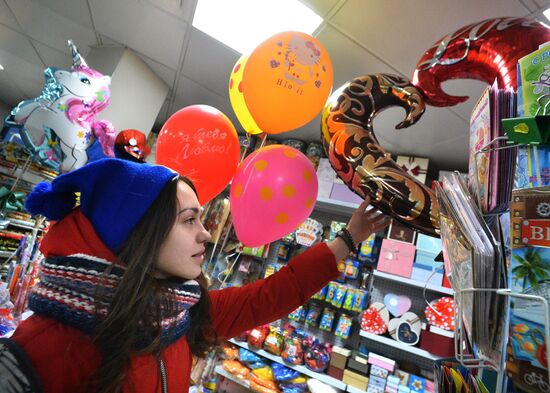 Preparations for St. Valentine's Day